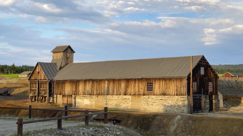 Barn Roof Resurfacing